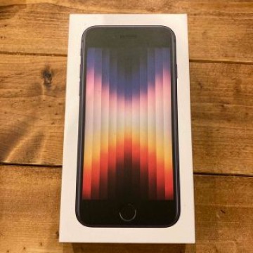 【新品•未開封】iPhone SE3 128GB ブラック
