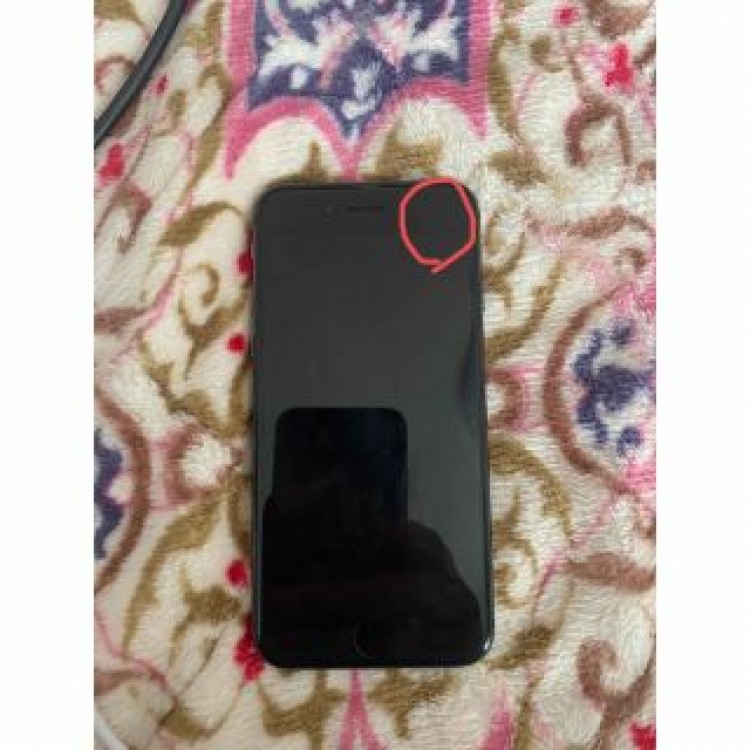 iPhone8 64G スペースグレイ