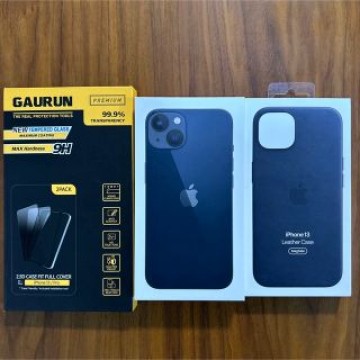 新品ガラスフィルム、純正ケース付き！iPhone13 ミッドナイト 128GB