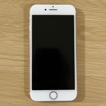 【美品】iPhone 7 Rose Gold 128 GB SIMフリー