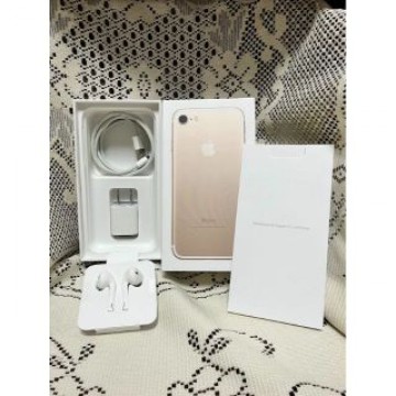 【貴重品】iPhone7 SIMフリー ゴールド 32GB 付属品全て有り