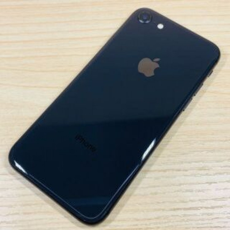 美品 ﾊﾞｯﾃﾘｰ100％ iPhone8 256GB P60