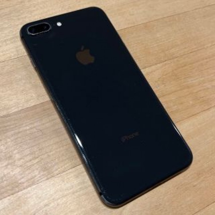Phone 8 plus 64GB SIMフリー 画面下部割れジャンク