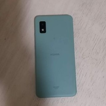 AQUOS wish SHG06  オリーブグリーン