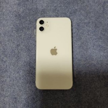iPhone11 64GB ホワイト