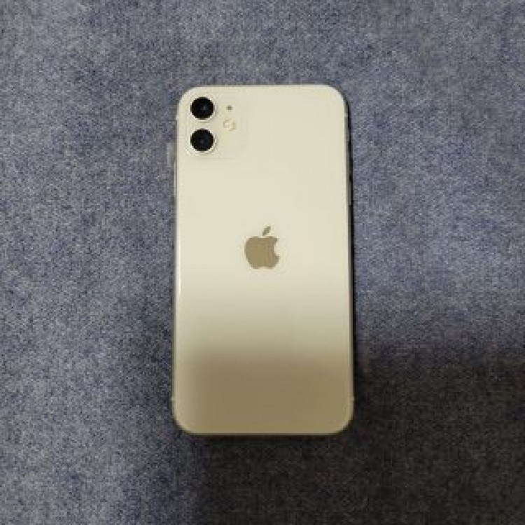 iPhone11 64GB ホワイト