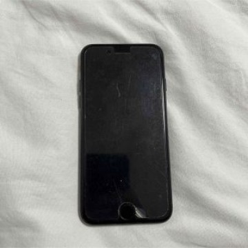 iPhone7 128GB 本体