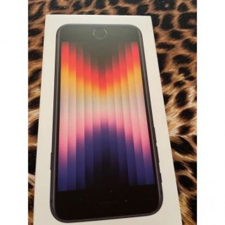 iPhoneSE ブラック SIMフリー 【第三世代】