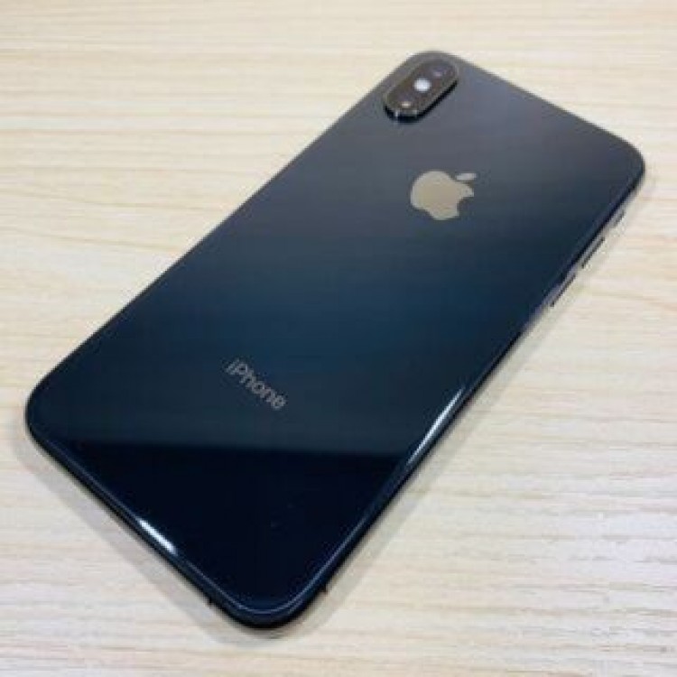 iPhoneXS 64GB SIMフリー P88