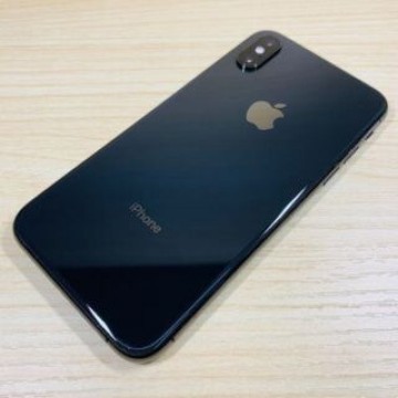 P65 iPhone XS 256GB SIMフリー