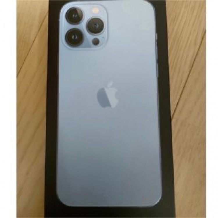 iPhone 13 Pro Max 256GB  １台