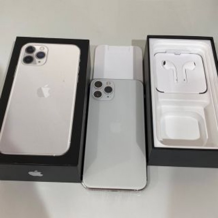 【海外版iPhone】11ProSilver 256GB+Ear Pods 箱有