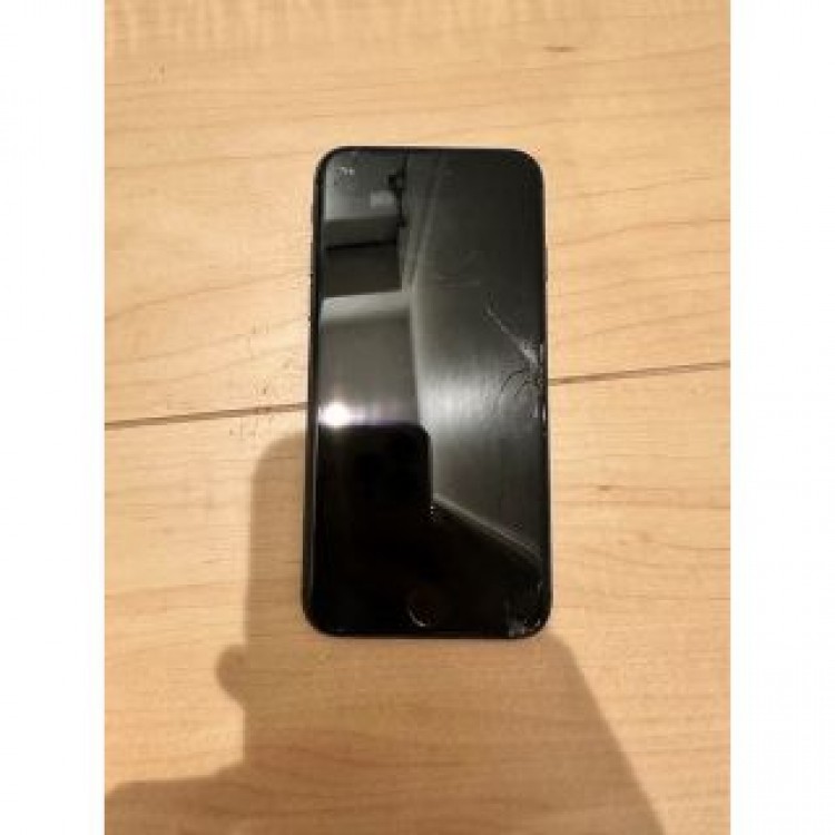 [最終値下げ]　早い者勝ちiphone8 black 本体(64)