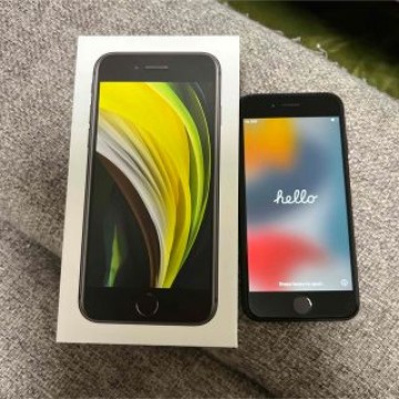 iPhone SE 64GB ブラック au SIMフリー 残債無し 超美品