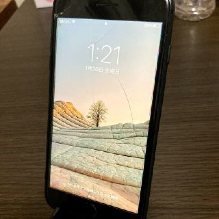 iPhone7 plus 256GB SIMロック解除