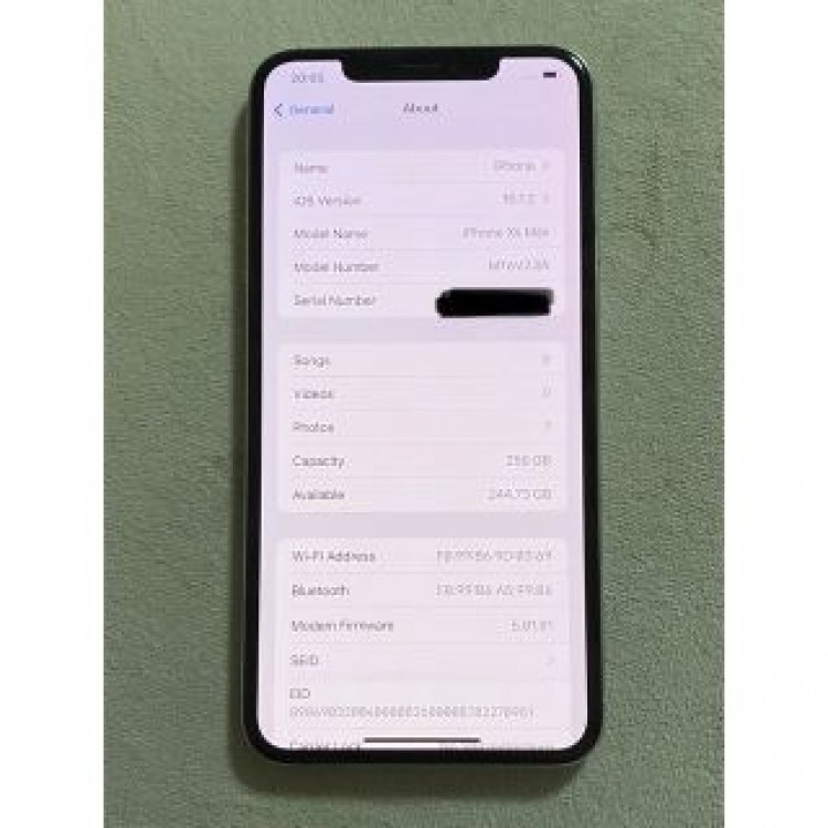 iPhone Xs Max Silver 256 GB SIMフリー
