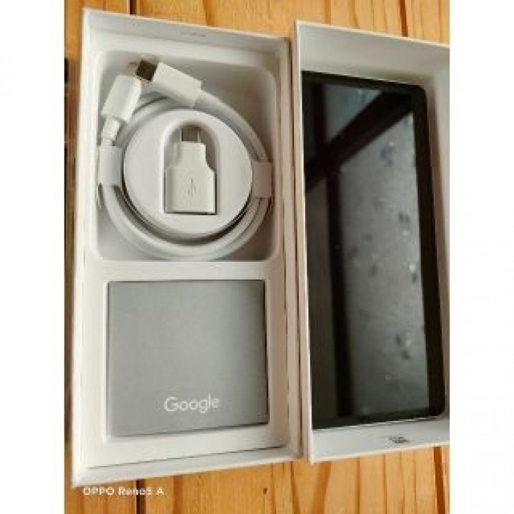 Google Pixel７（新品、裏面割れあり）