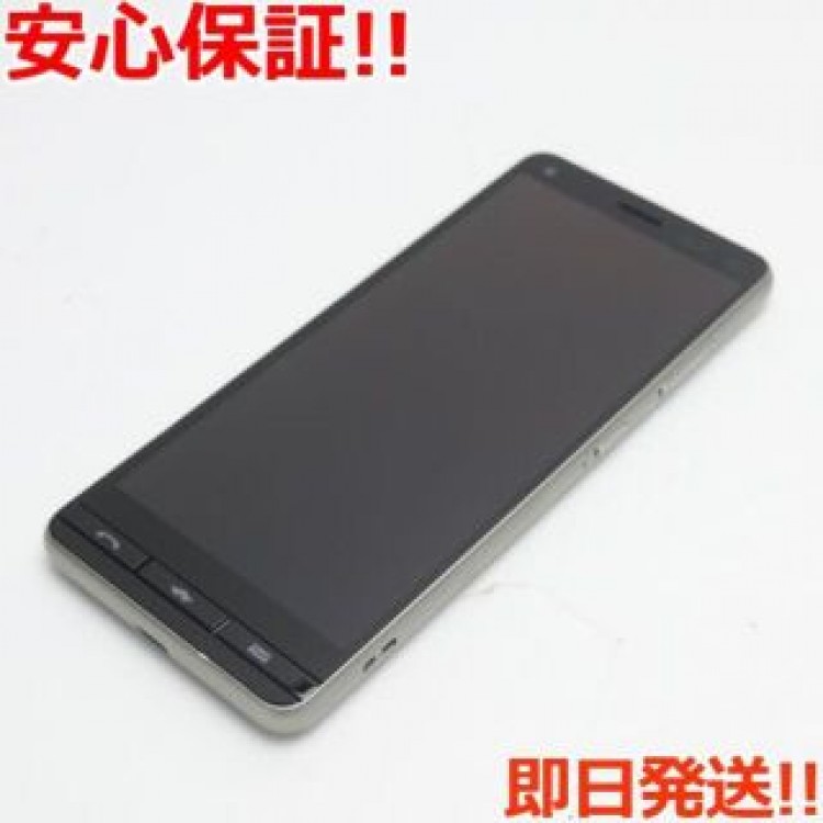 超美品 BASIO4 シャンパンゴールド