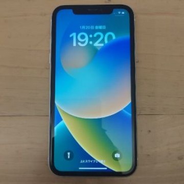iPhone XR 64GB SoftBank