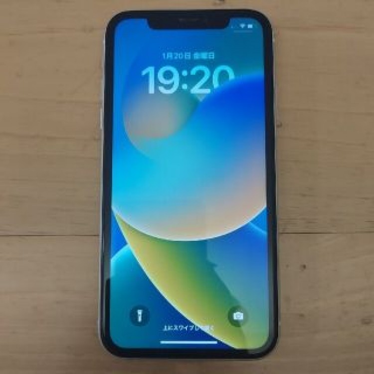 iPhone XR 64GB SoftBank