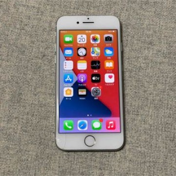iPhone 8 Silver 64 GB SIMフリー
