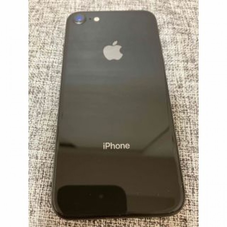 iPhone8 本体　64GB