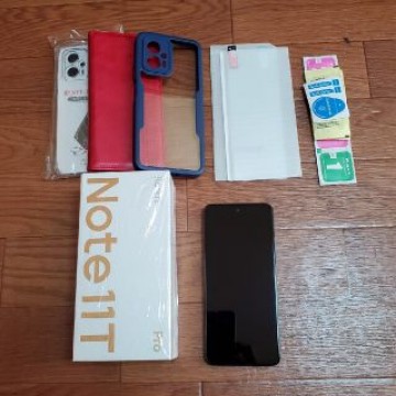 美品　Xiaomi Redmi Note 11T Pro 6/128 黒