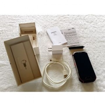 スマホ 4インチ　一式　ATOMXL オマケ付き Unihertz