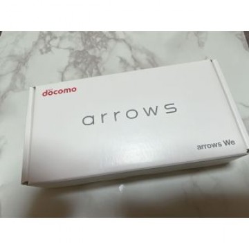 FCNT arrows We F-51B ホワイト docomo
