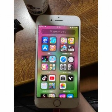 iPhone 8 赤ロム