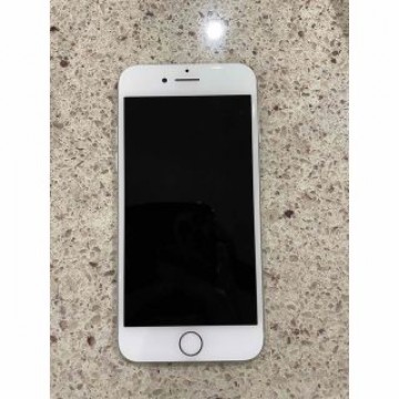 iPhone7 32GB SIMロック解除済み