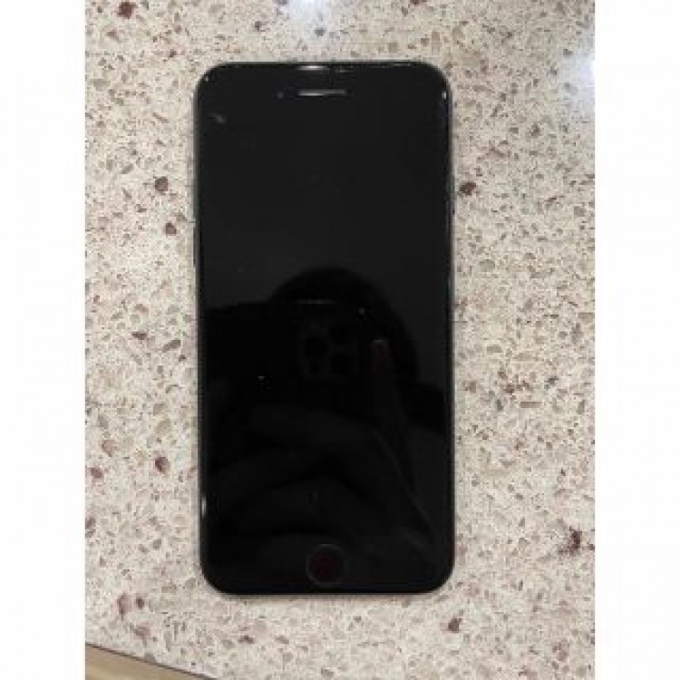 iPhone7 32GB SIMロック解除済み