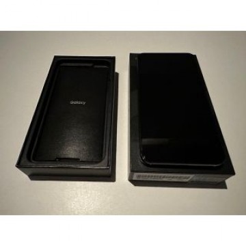 Galaxy S22 ファントムブラック　ほぼ新品