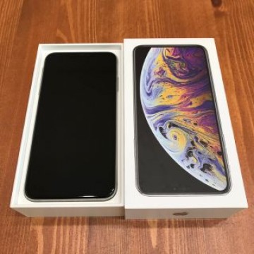 iPhone Xs Max 256GB シルバー