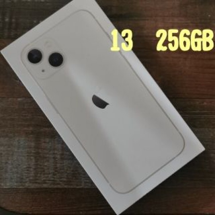 【新品未開封】iPhone　13 256gb　本体　スターライト　ホワイト　白