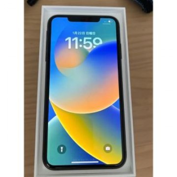iPhone Xs Max 64 GBブラック SIMフリー