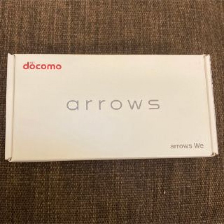 arrows We F-51B ホワイト　未使用品