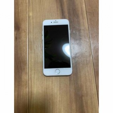 iPhone7シルバー　32G