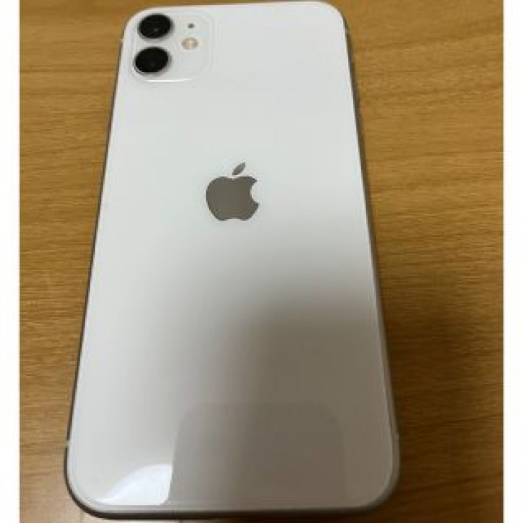 iPhone 11 128gb ホワイト 画面割れのため格安