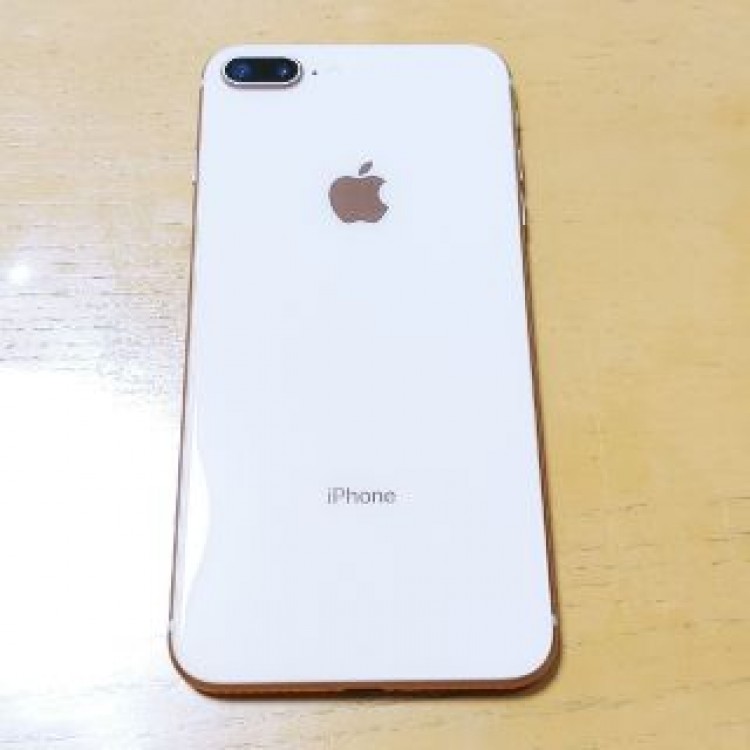 iPhone 8 Plus Gold 64GB SIMフリー