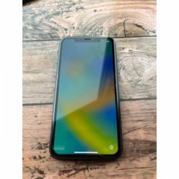アップル iphoneXR  b ブラック 128GB アップルストア購入品