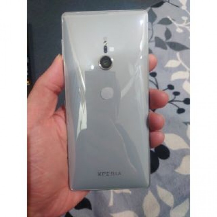 Xperia XZ2 702SO ジャンク品