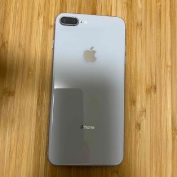 iPhone8plus 64GB シルバー SIMフリー
