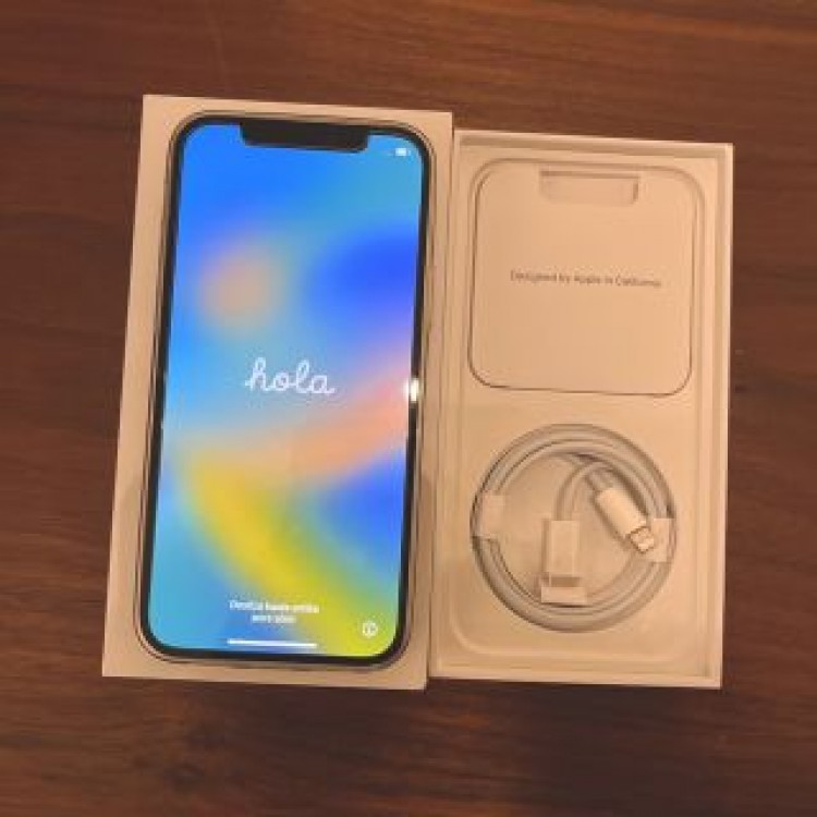 iPhone12 本体 64GB ホワイト SIMフリー