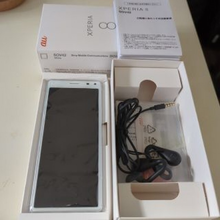 【美品、付属品完備】Xperia 8 ホワイト 64GB au  (SOV42)