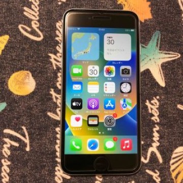 美品　iPhone SE 2世代 64GB デモ機 ホワイト　SoftBank