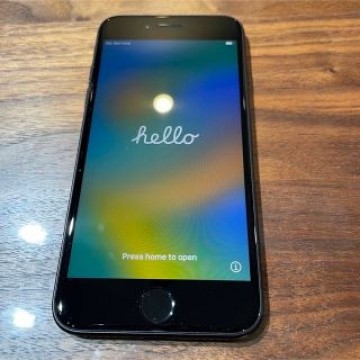 iPhoneSE 第二世代(4G)