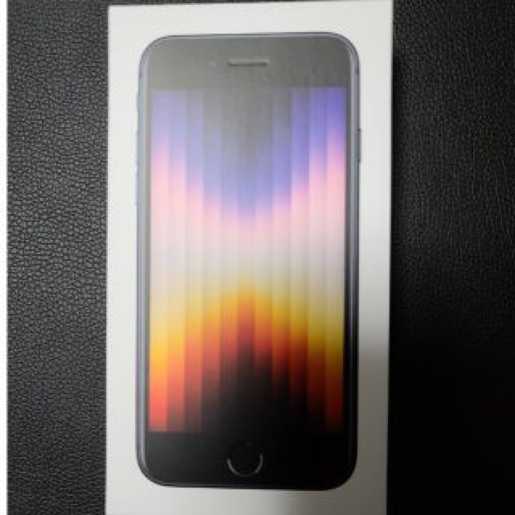 新品 iPhone  se3 256gb  (第3世代) ミッドナイ