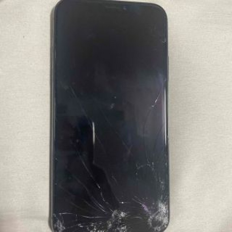 iPhone X  早い者勝ち❗️