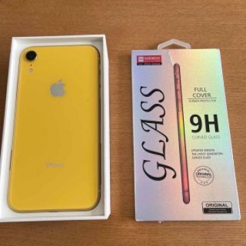 iPhoneXR  64GB  イエロー　ガラスフィルム付き